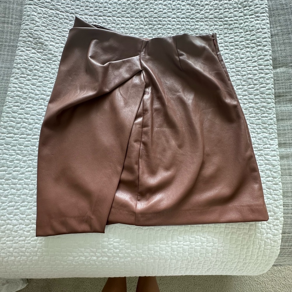 Chocolate Color Mini skirt